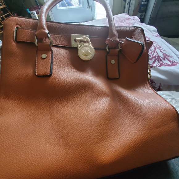 Mk brown purse - Picture 2 of 2